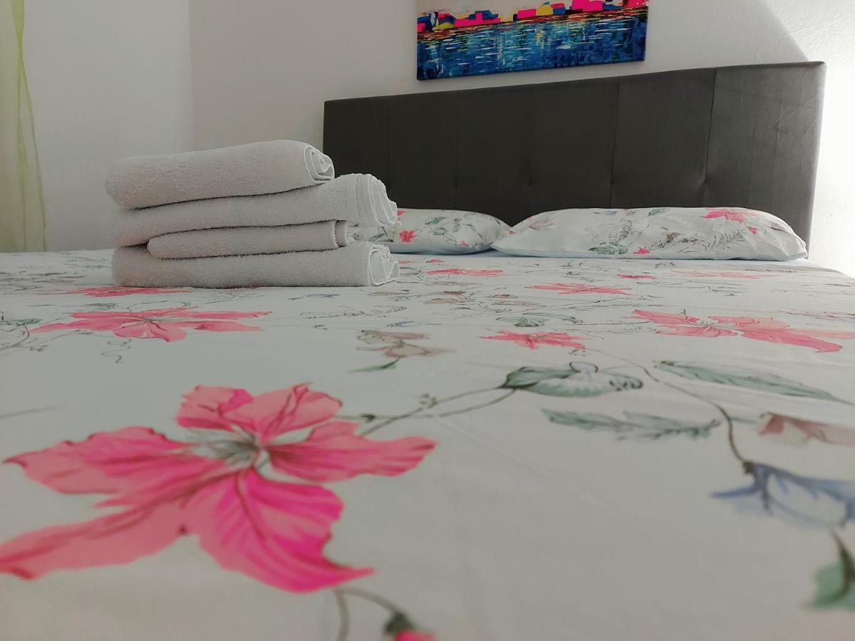 Apartment Ante And Dijana Starigrad Paklenica Exteriér fotografie
